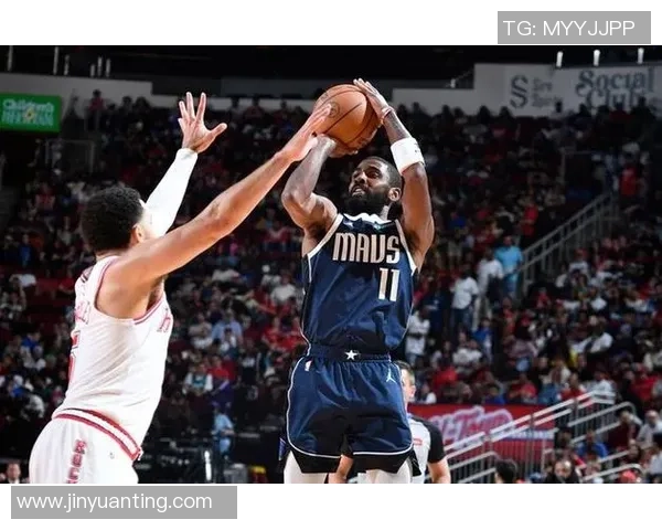 东契奇狂砍73分刷新现役最高分纪录独行侠力克太阳结束其11连胜势头 东契奇狂砍73分刷新现役最高分纪录独行侠力克太阳结束其11连胜势头