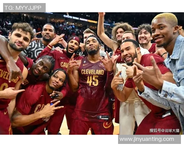 周一301骑士与魔术激战在即球迷期待精彩对决与精彩表现 周一301骑士与魔术激战在即球迷期待精彩对决与精彩表现