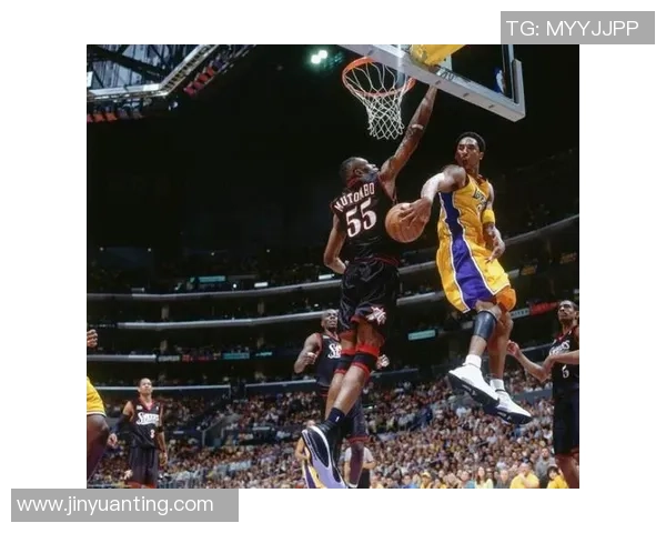 巴萨与艾菲斯激战正酣谁能在这场巅峰对决中笑到最后 巴萨与艾菲斯激战正酣谁能在这场巅峰对决中笑到最后