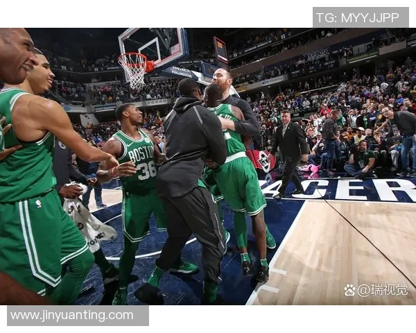 快船与凯尔特人激战加时赛绝杀瞬间引爆全场激情