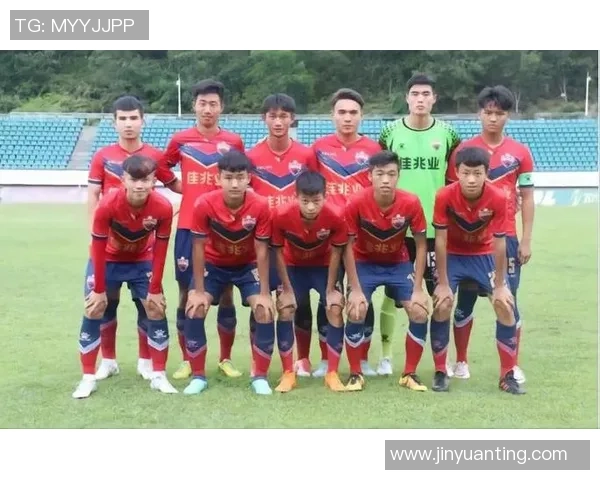 恒大与梅州铁汉激战正酣谁能在这场较量中笑到最后